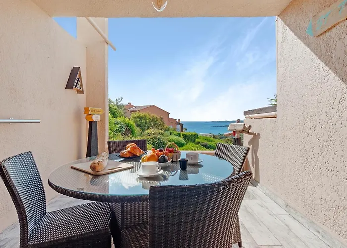 Le Ptit Zlatan, Vue Exceptionnelle Sur La Sainte-Maxime